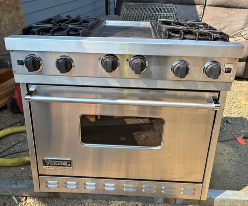 Viking wide gas range - gas,